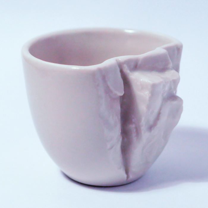 The Pinch Hold Mug