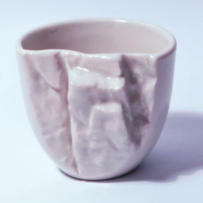 The Pinch Hold Mug