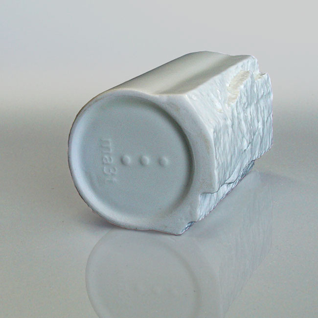 The Pinch Hold Mug