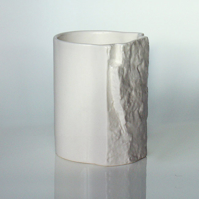 The Pinch Hold Mug